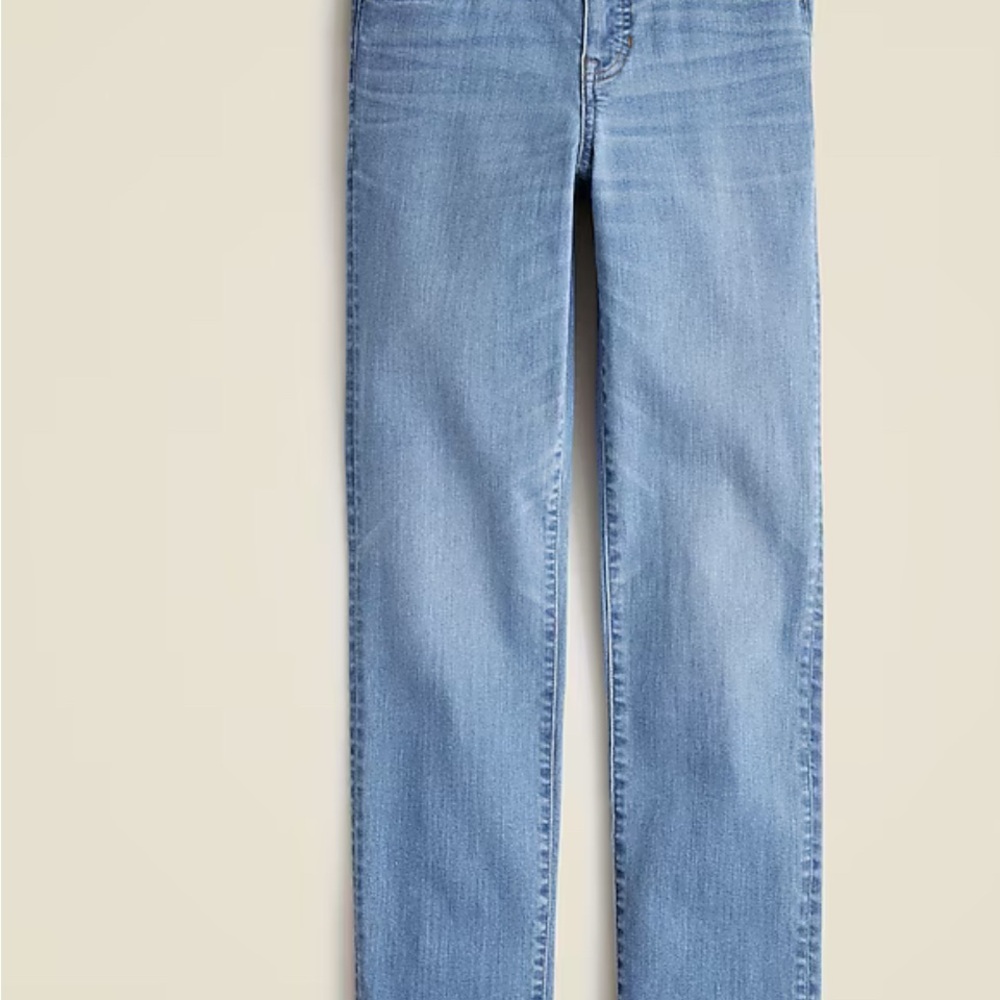 Classic Straight Leg Jeans in Light Wash Blue - Picture 1 of 4